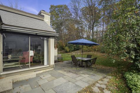 7 Heritage Crest Southbury CT 06488