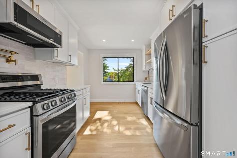 488 Commanche Lane Stratford CT 06614