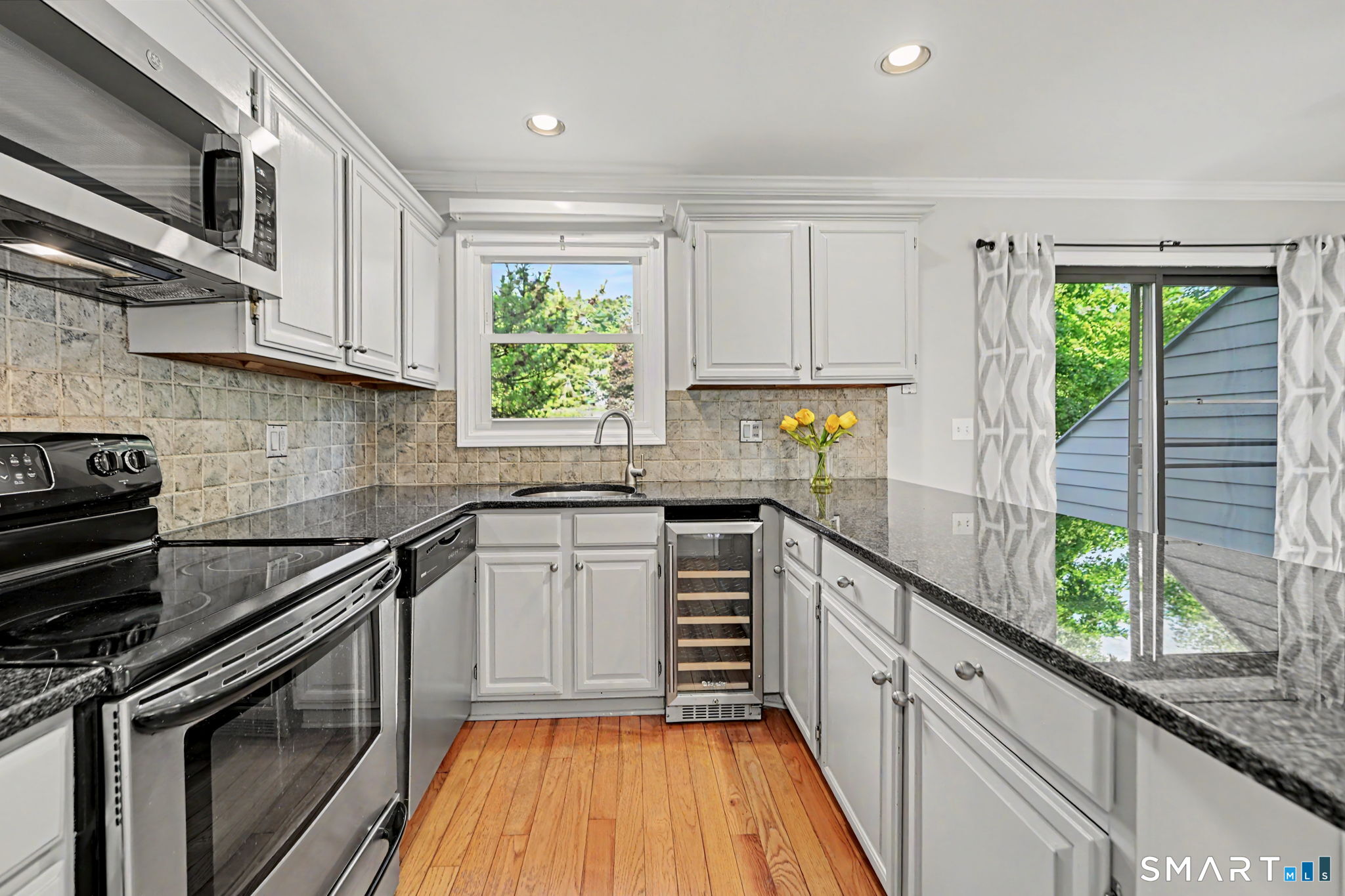 61 Fawn Ridge Lane Wilton CT 06897