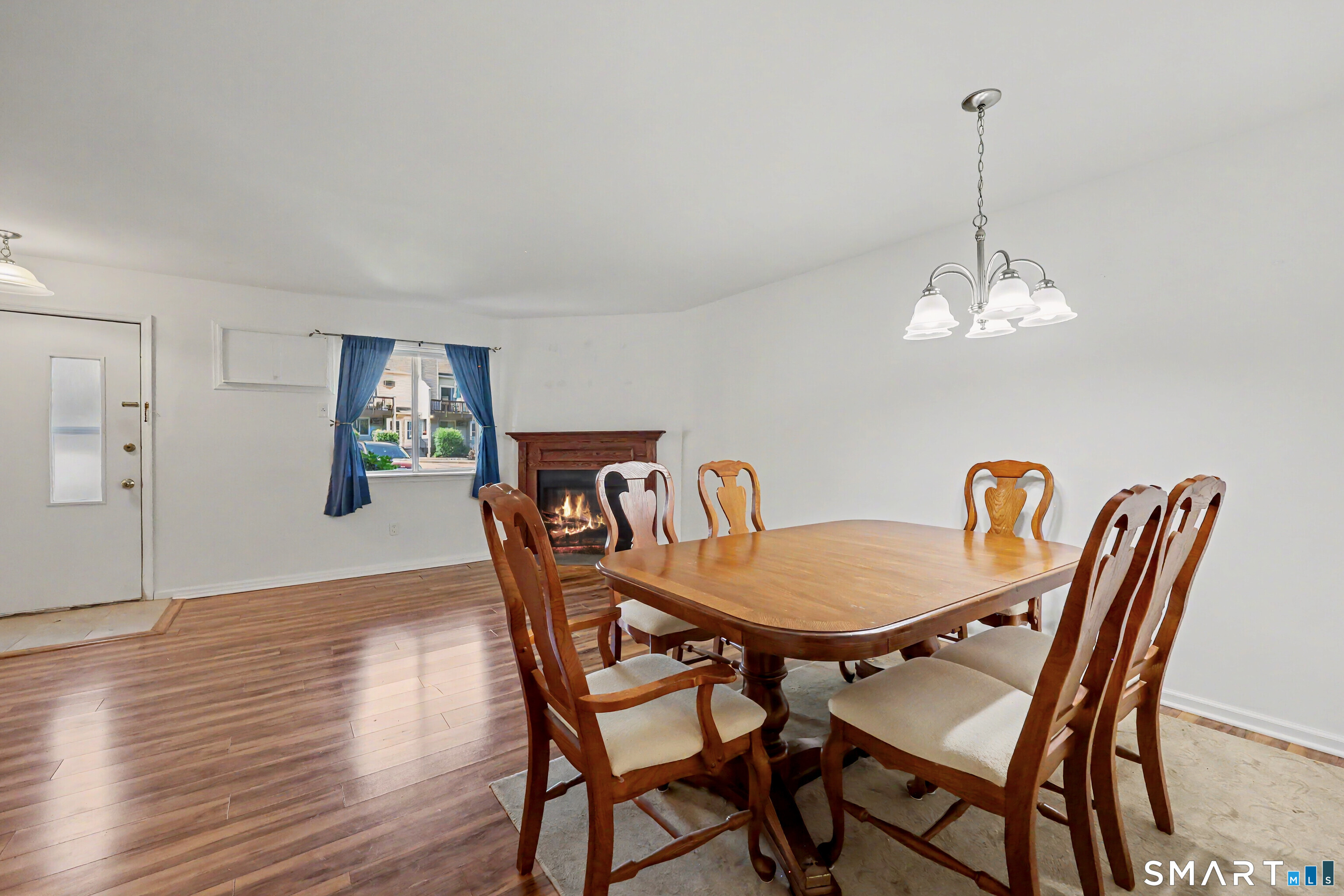 8 Rose Lane Danbury CT 06811