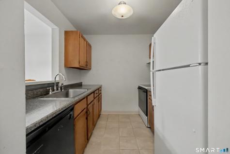 8 Rose Lane Danbury CT 06811