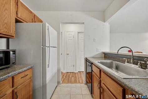 8 Rose Lane Danbury CT 06811