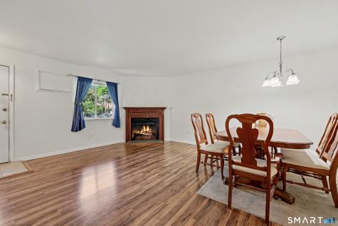 8 Rose Lane Danbury CT 06811