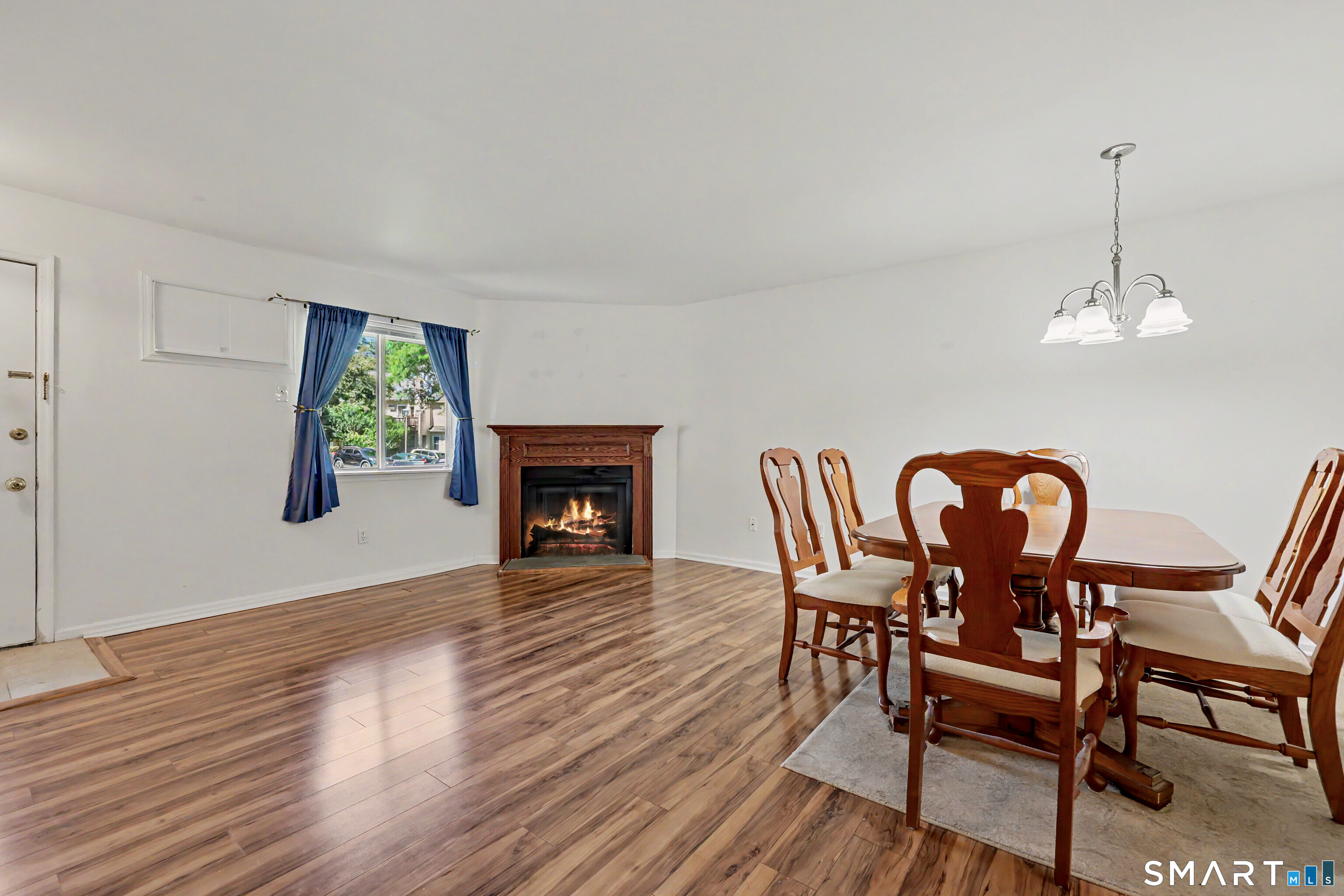 8 Rose Lane Danbury CT 06811