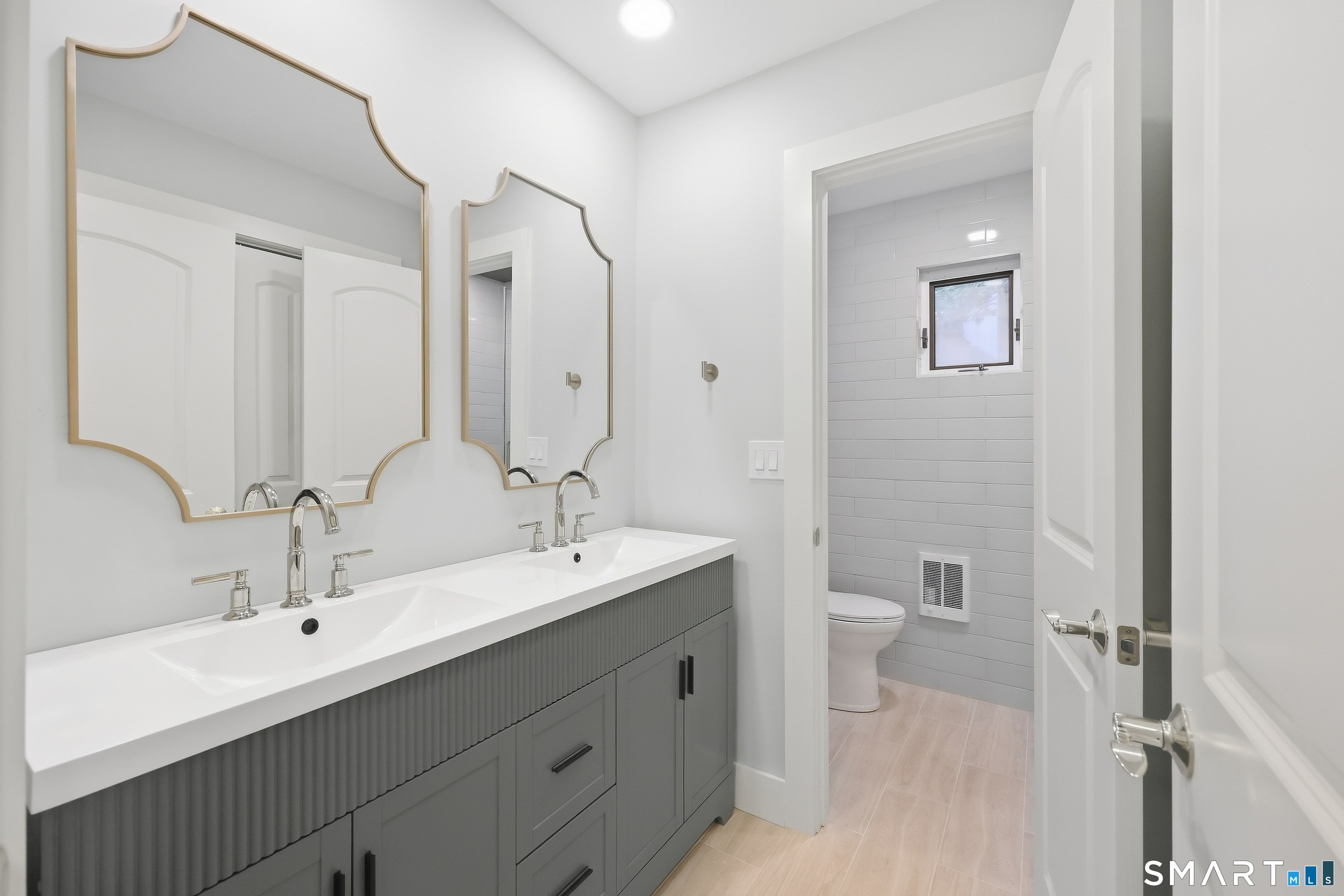 29 Great Meadow Lane Farmington CT 06032