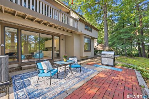 29 Great Meadow Lane Farmington CT 06032
