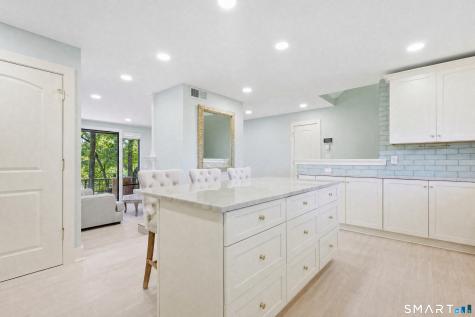 29 Great Meadow Lane Farmington CT 06032