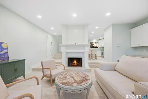 29 Great Meadow Lane Farmington CT 06032