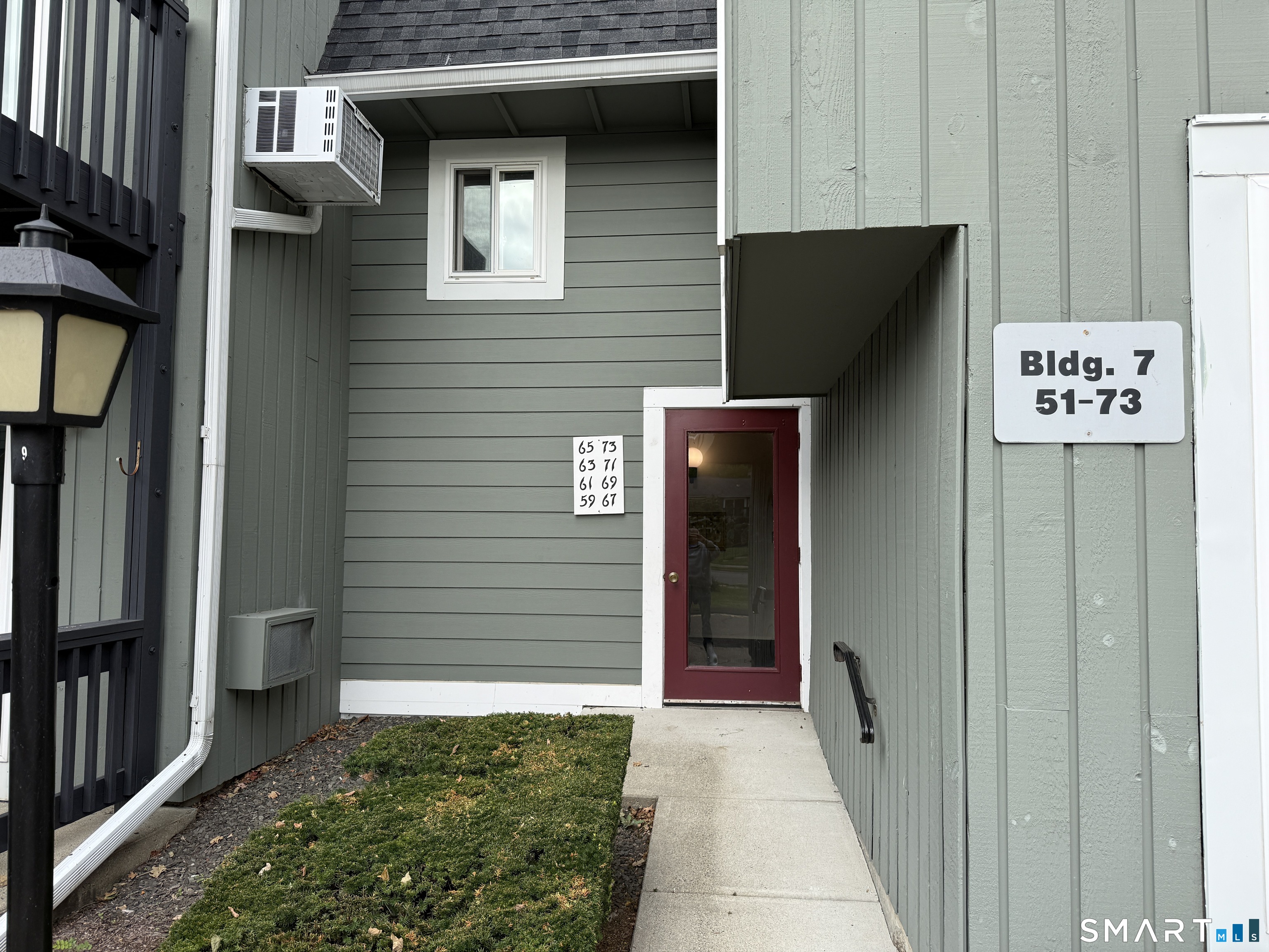 69 Ameridge Drive Bridgeport CT 06606