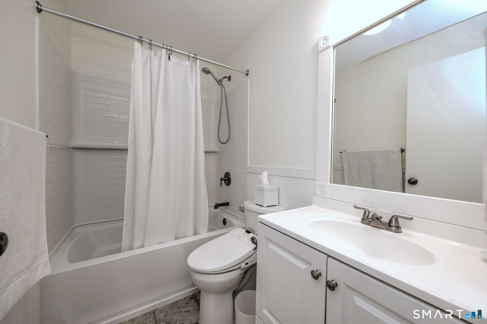 215 Beach Street West Haven CT 06516