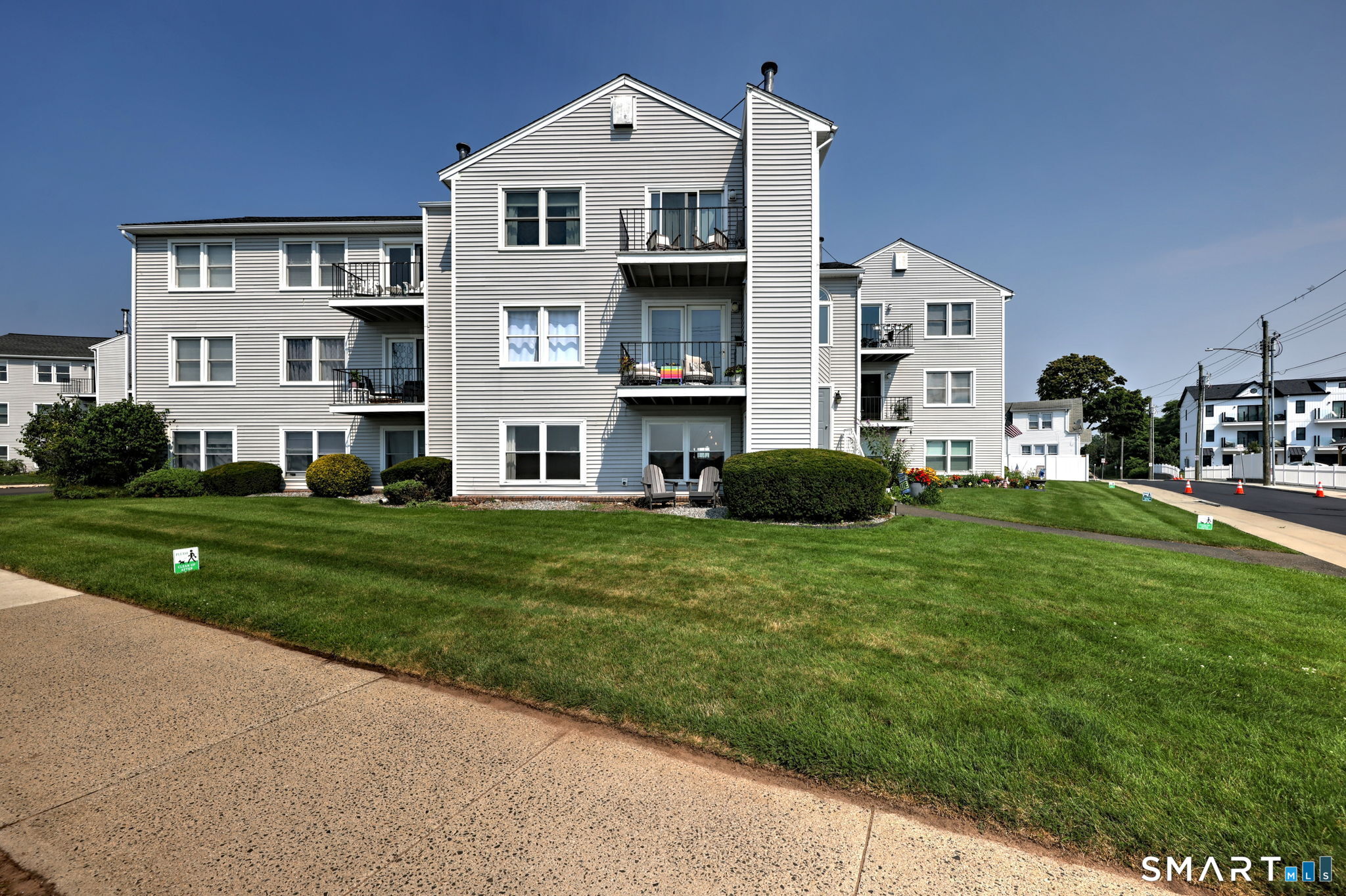 215 Beach Street West Haven CT 06516
