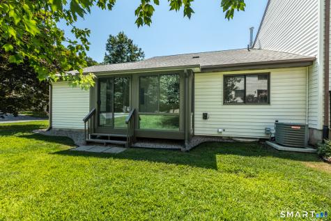 17 Oak Forest Drive Manchester CT 06040