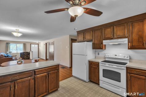 17 Oak Forest Drive Manchester CT 06040