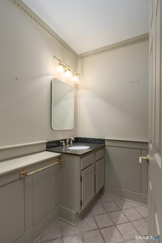 16 Caveson Court Middlebury CT 06762