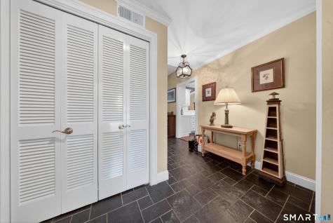 289 Heritage Village Southbury CT 06488