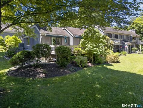 289 Heritage Village Southbury CT 06488