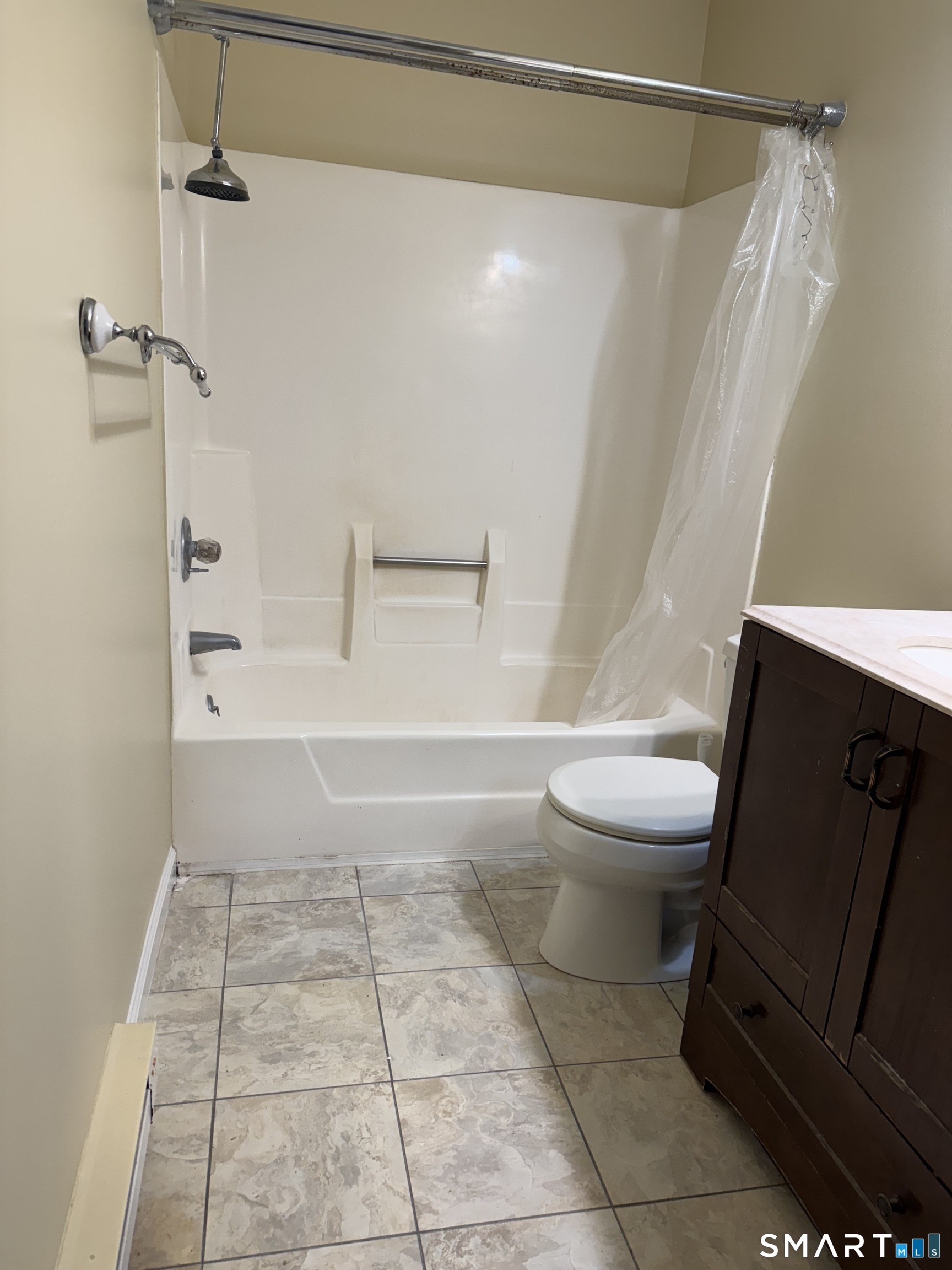 782 Oronoke Road Waterbury CT 06708