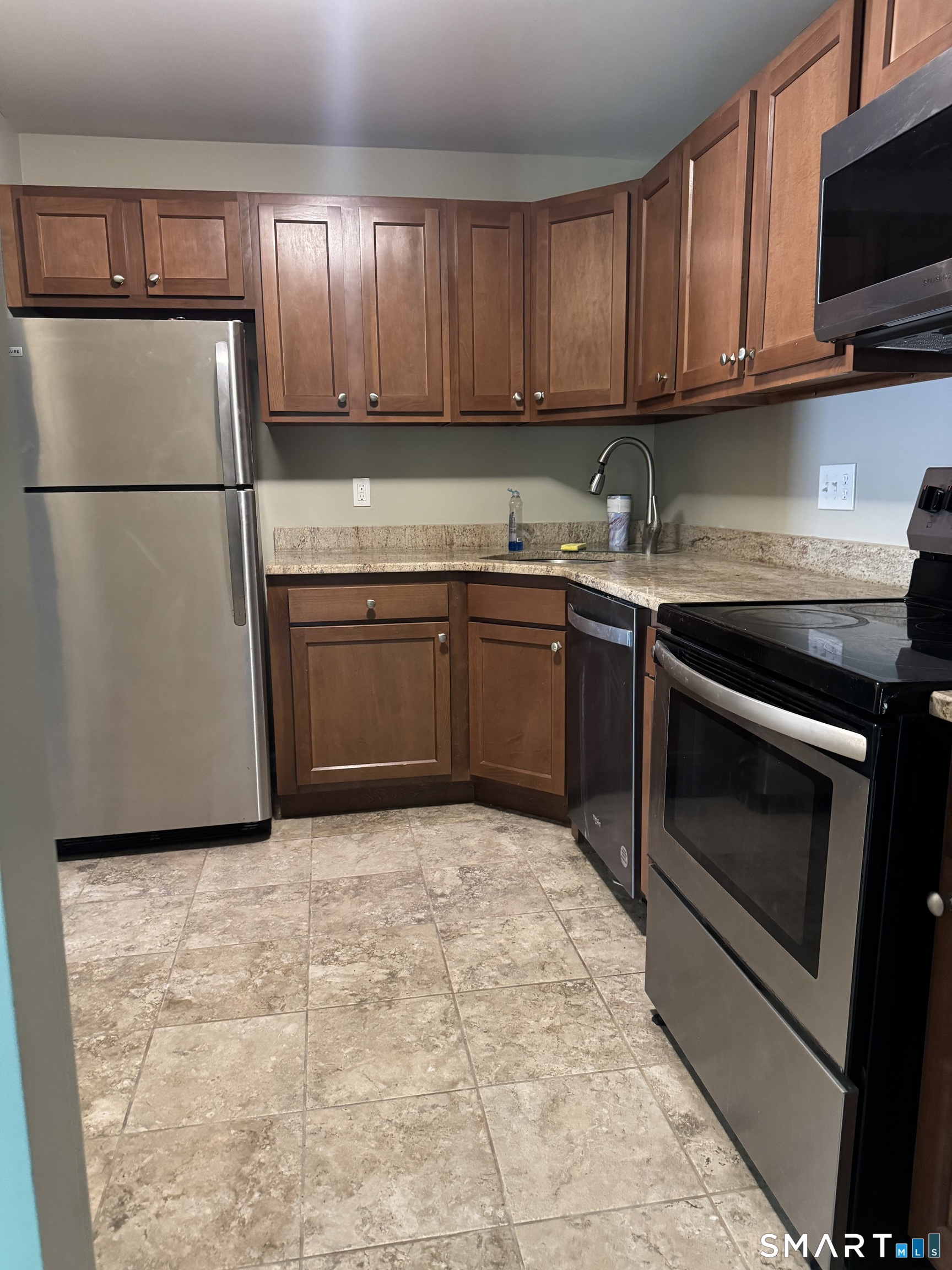 782 Oronoke Road Waterbury CT 06708