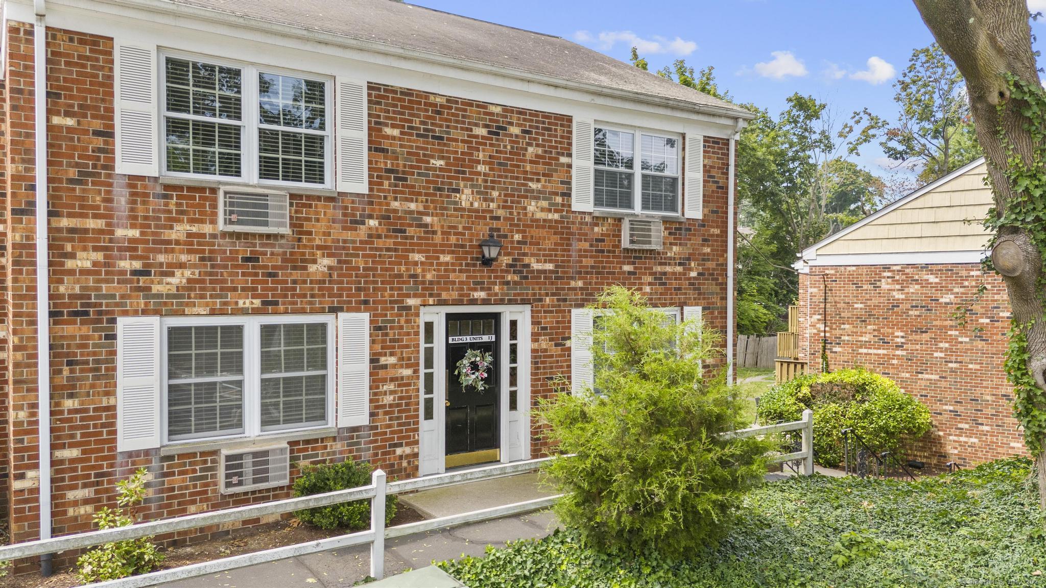 287 Hamilton Avenue Stamford CT 06902