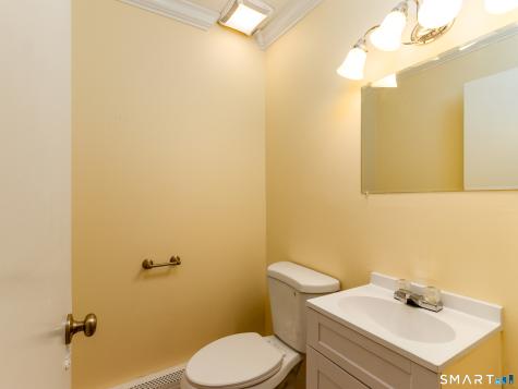 45 Mckenna Drive Middletown CT 06457