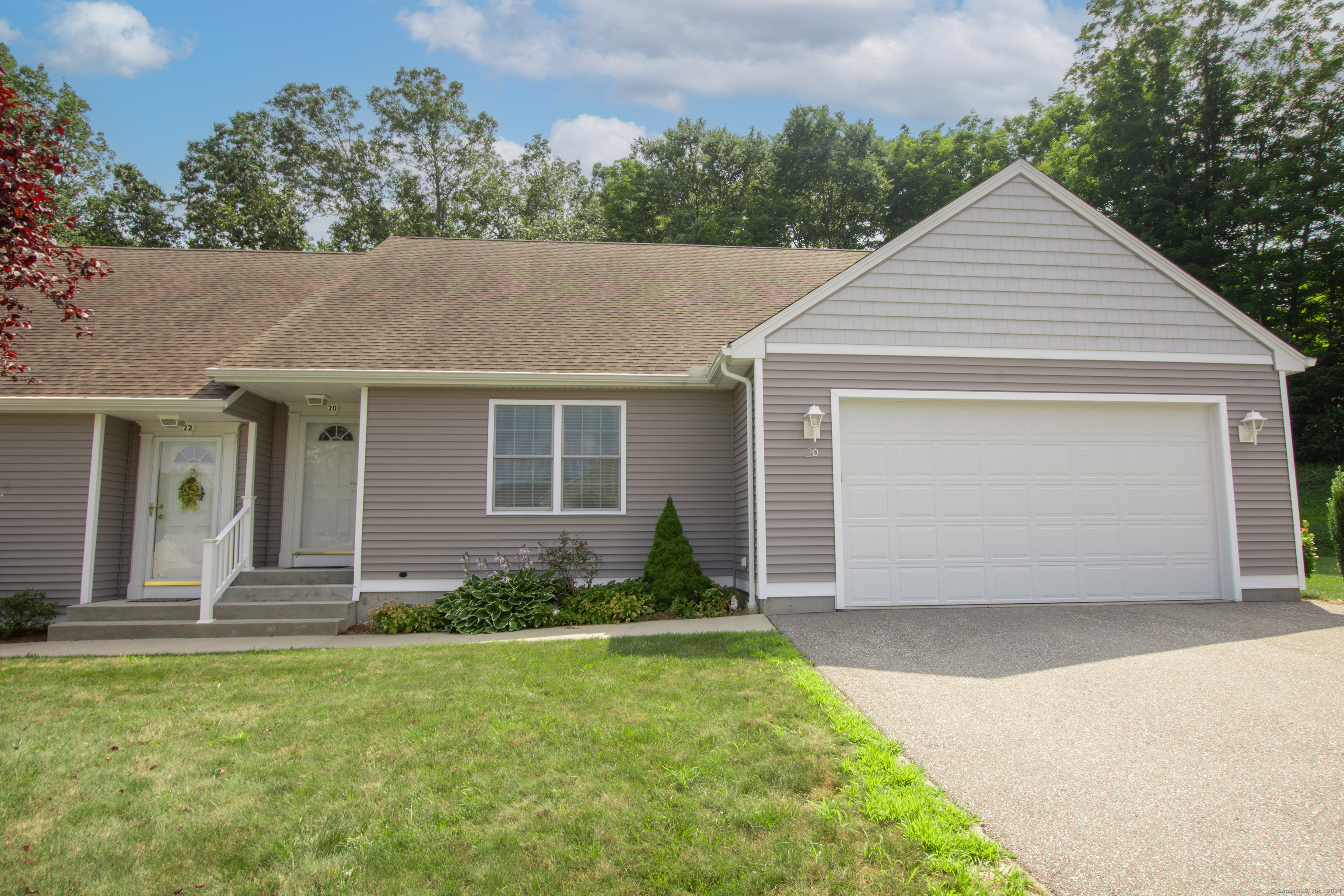 20 Commonway Drive Brooklyn CT 06234