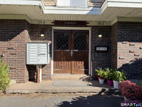 1214 Middle West Turnpike Manchester CT 06040