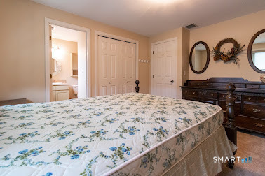 65 Oak Ridge Drive Windsor Locks CT 06096