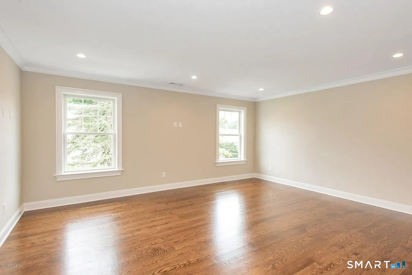 36 Almira Drive Greenwich CT 06831