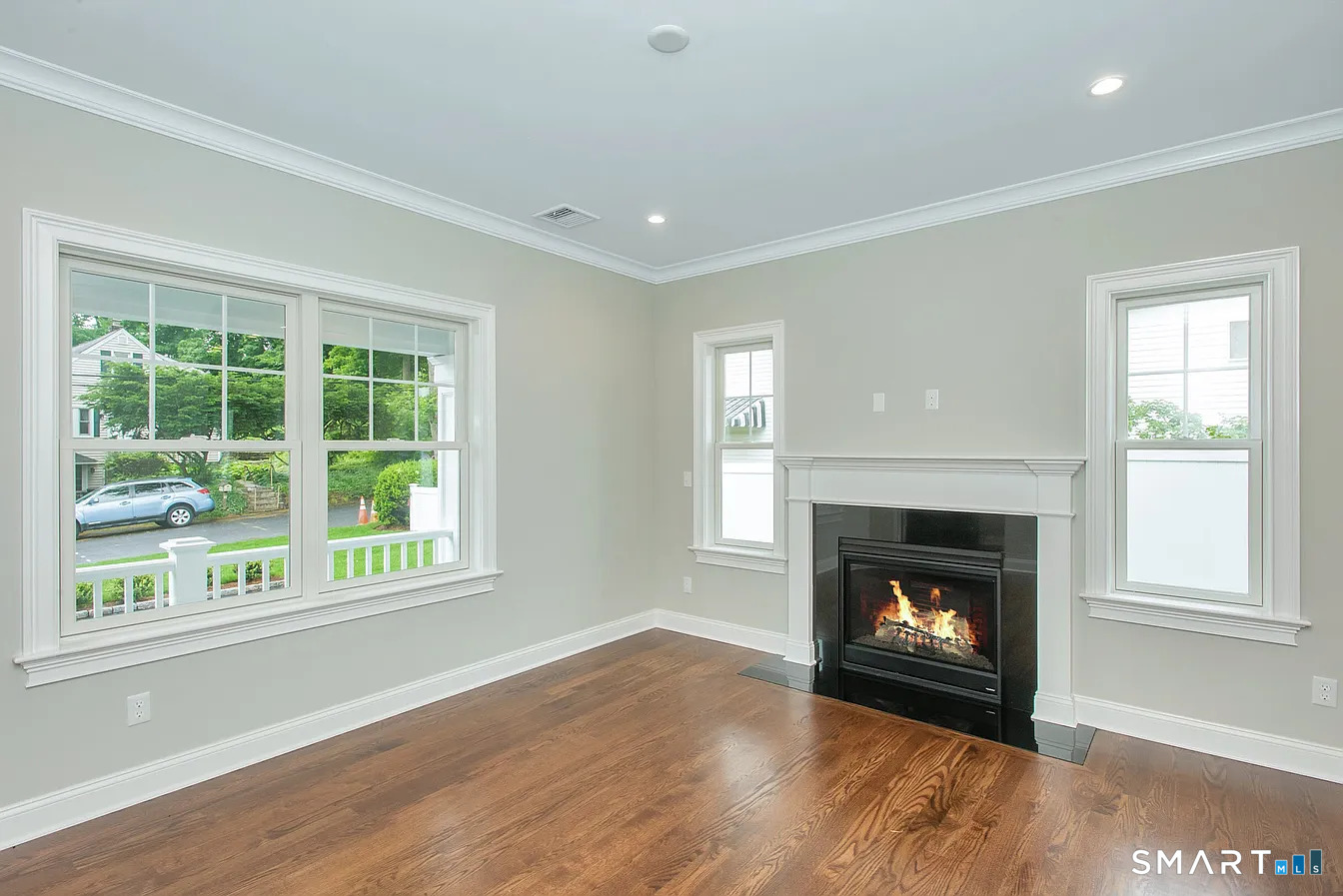36 Almira Drive Greenwich CT 06831