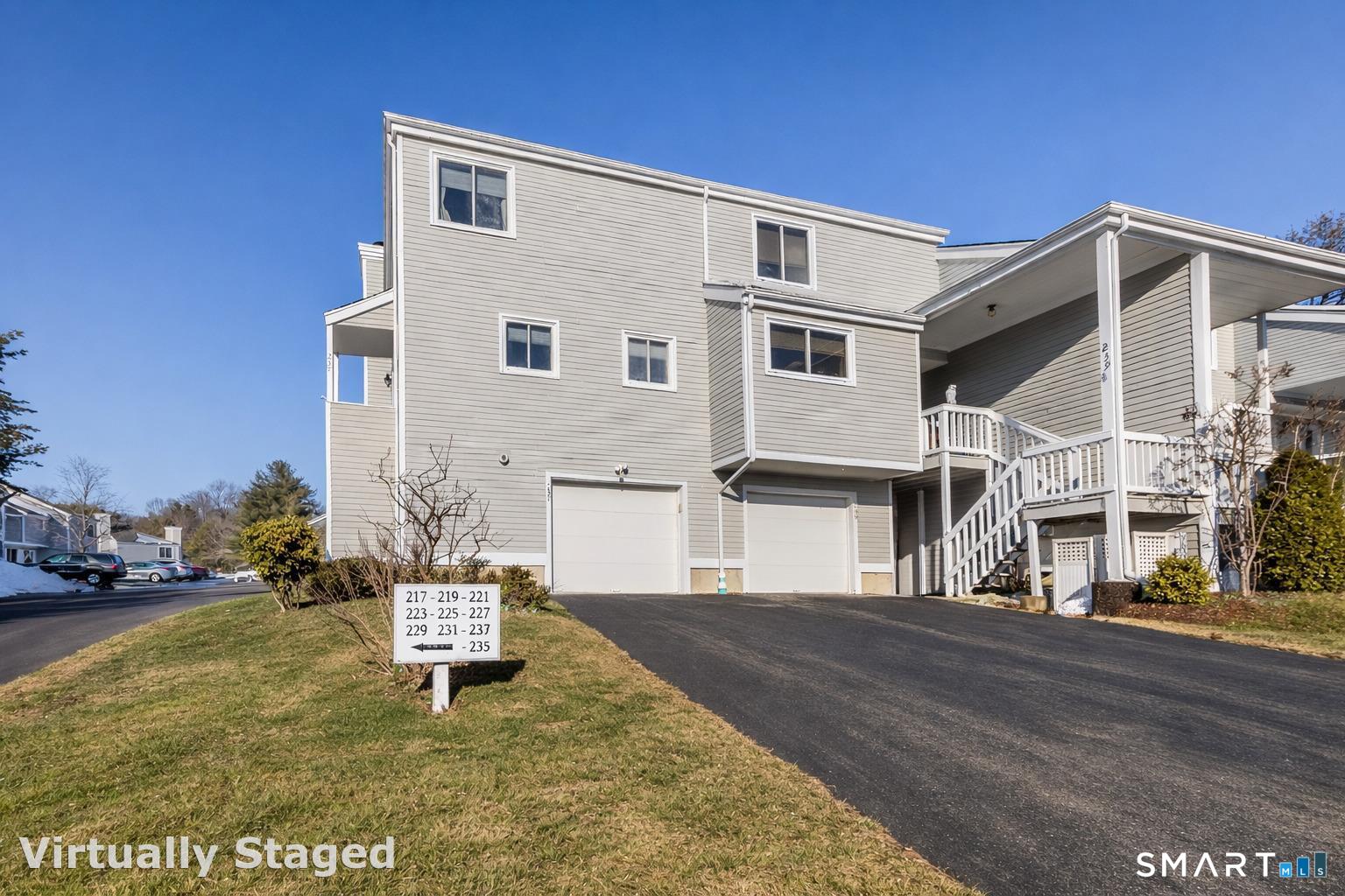 Branford CT, 237 Blueberry Lane, Unit 237