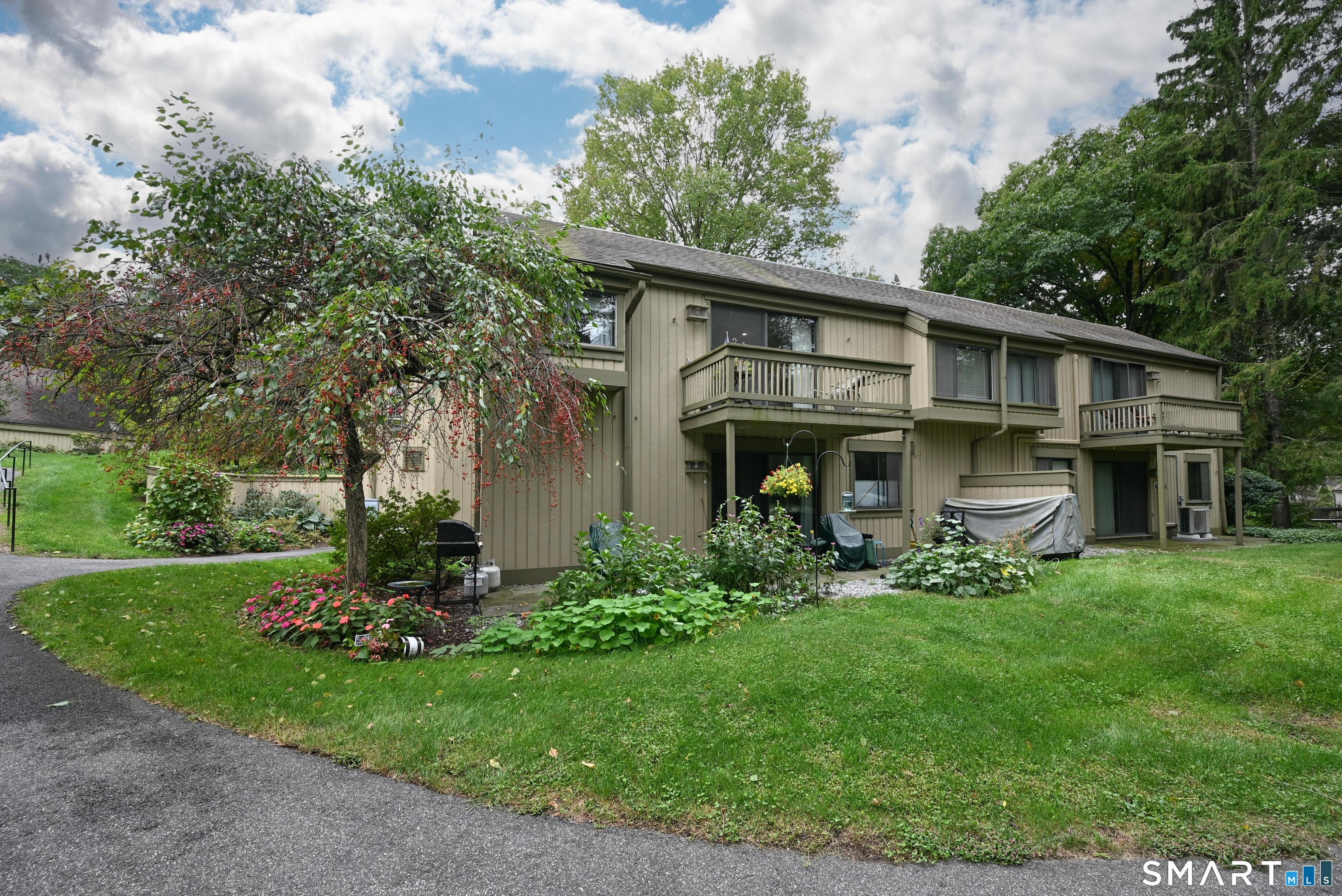 496 Heritage Village Southbury CT 06488