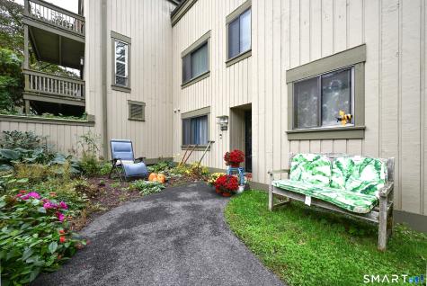 496 Heritage Village Southbury CT 06488