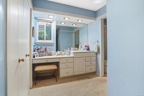 626 Heritage Village Southbury CT 06488