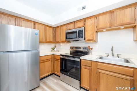 190 Tomlinson Avenue Plainville CT 06062