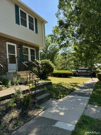 10 Countryside Lane Middletown CT 06457