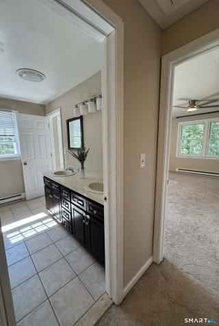10 Countryside Lane Middletown CT 06457