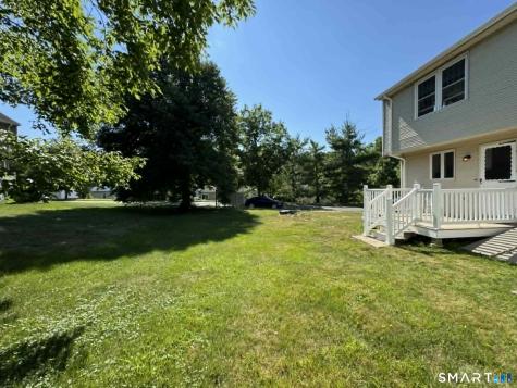 10 Countryside Lane Middletown CT 06457