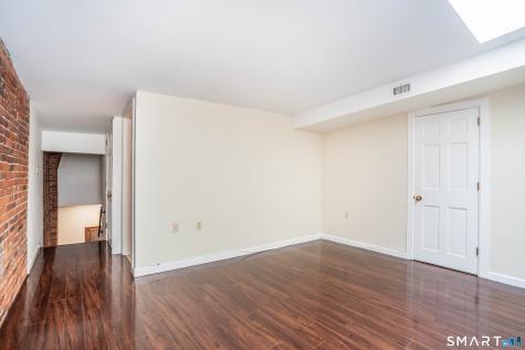 1 Linden Place Hartford CT 06106