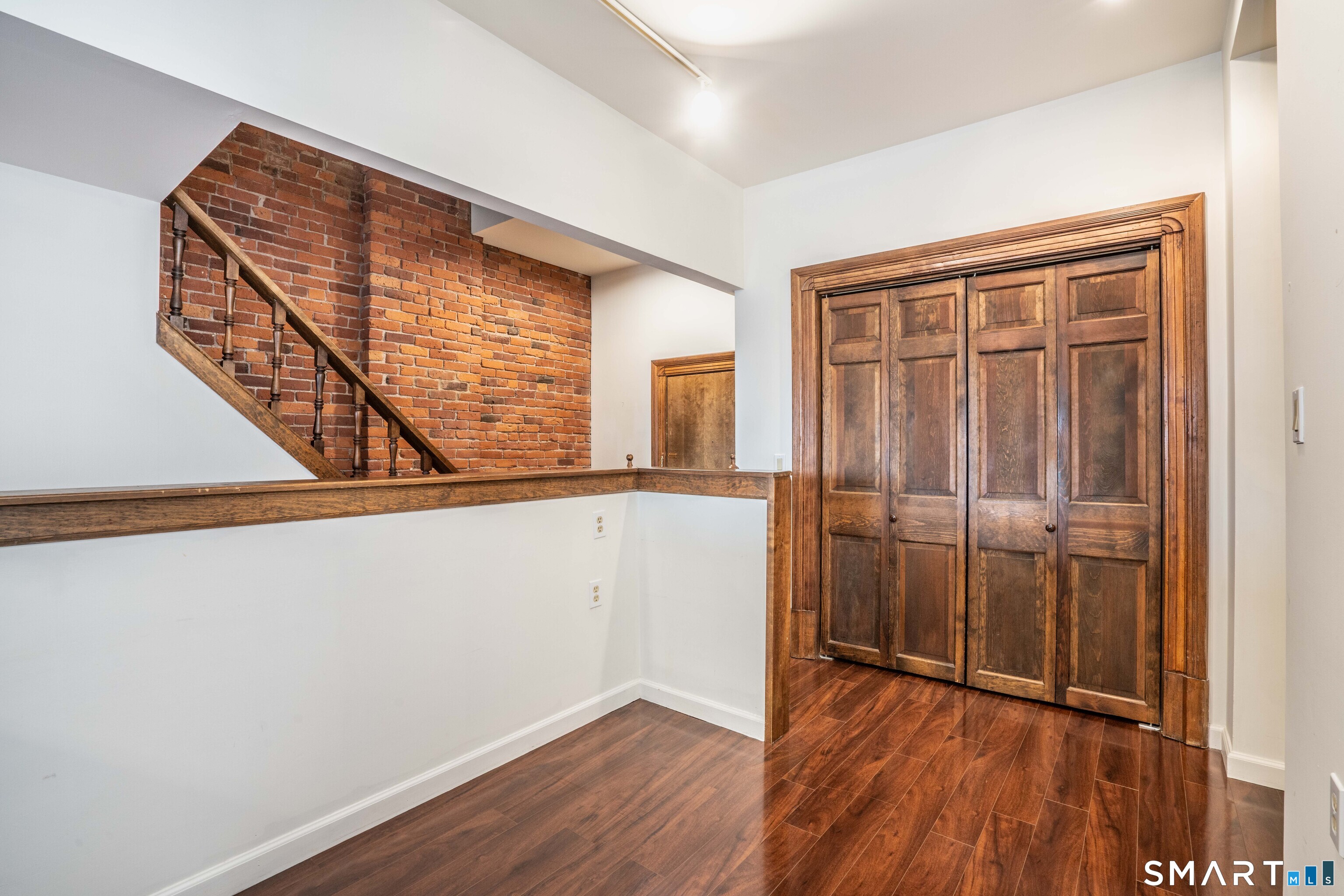 1 Linden Place Hartford CT 06106