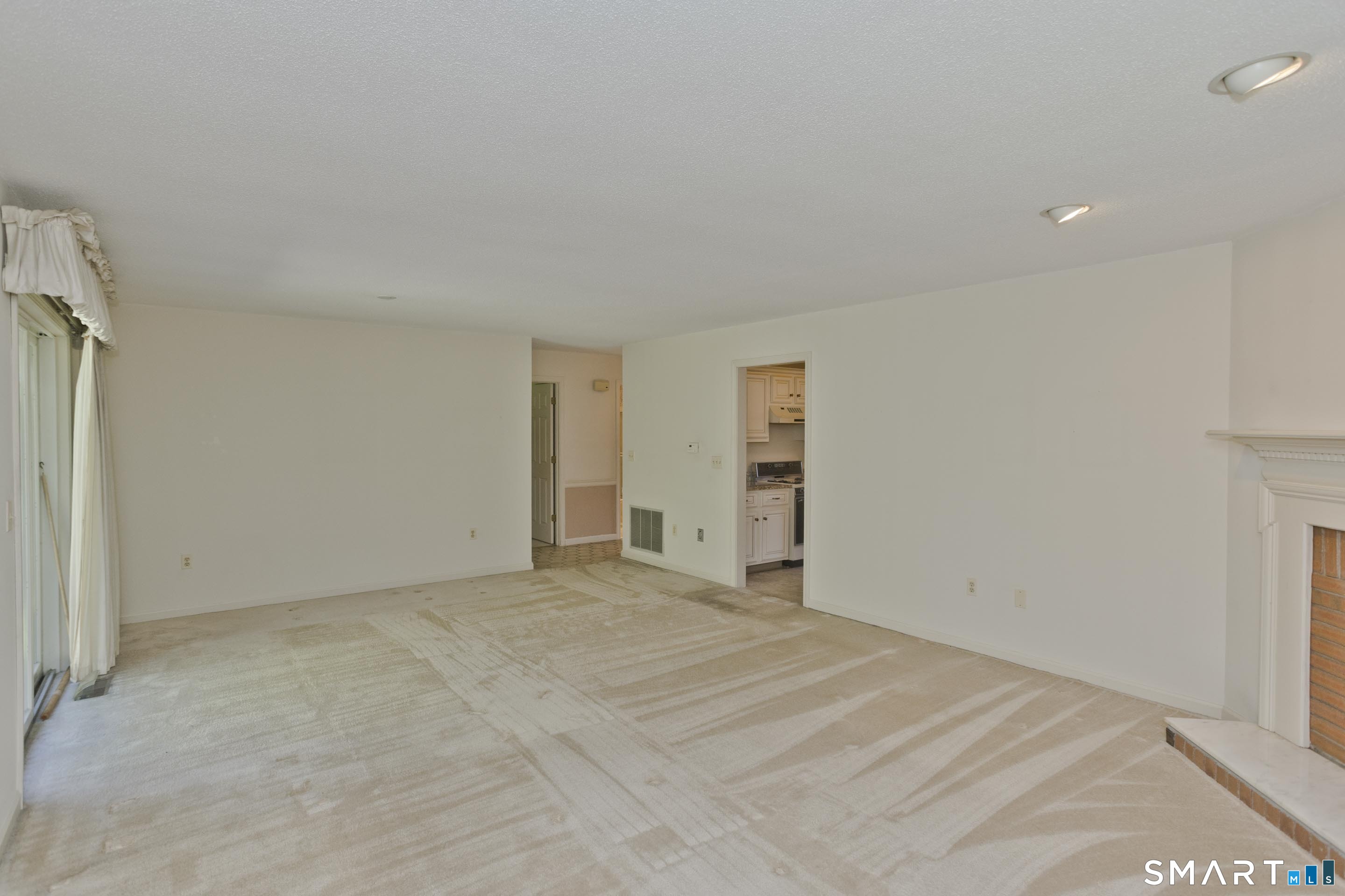 465 The Meadows Enfield CT 06082