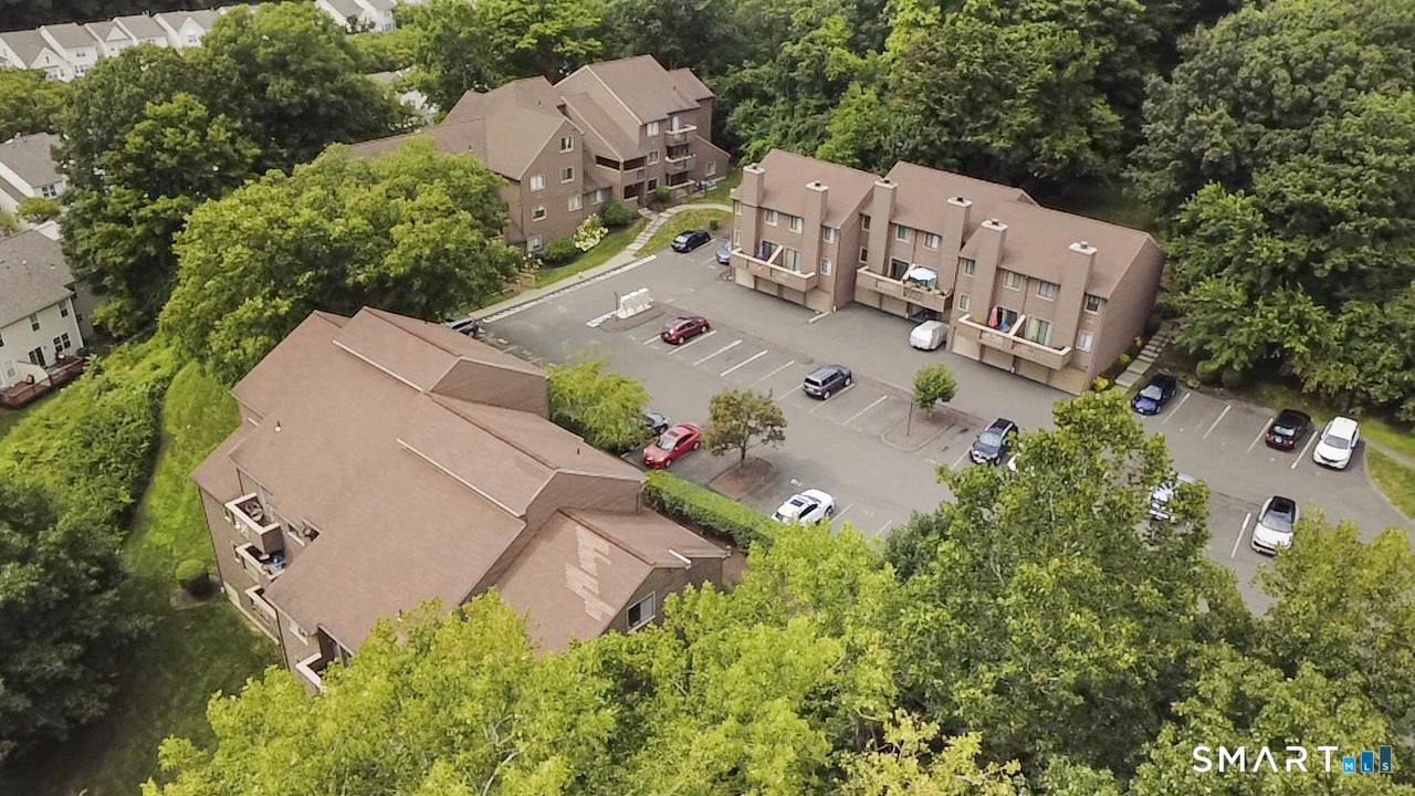166 Old Brookfield Road Danbury CT 06811