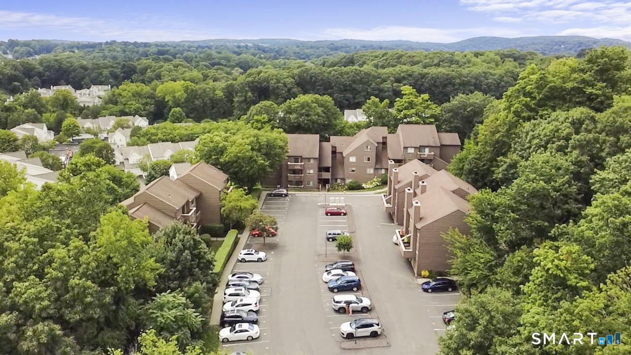 166 Old Brookfield Road Danbury CT 06811