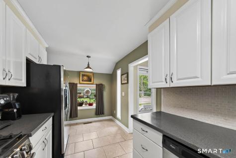 233 Mansfield Grove Road East Haven CT 06512