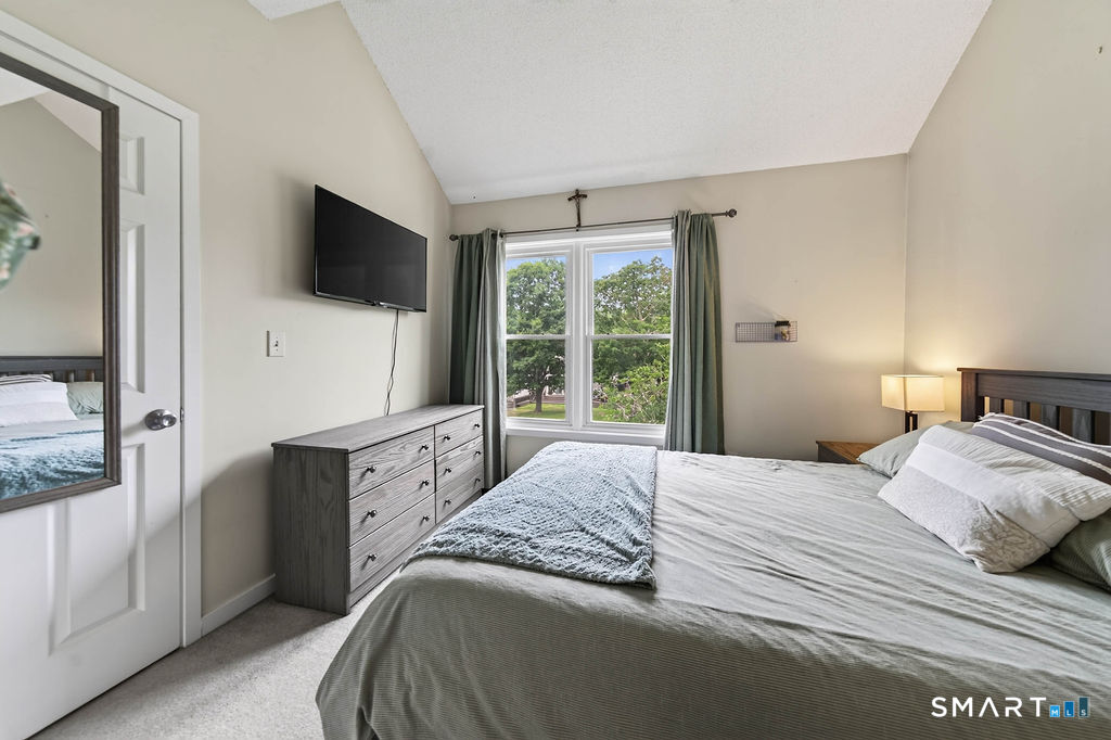 233 Mansfield Grove Road East Haven CT 06512