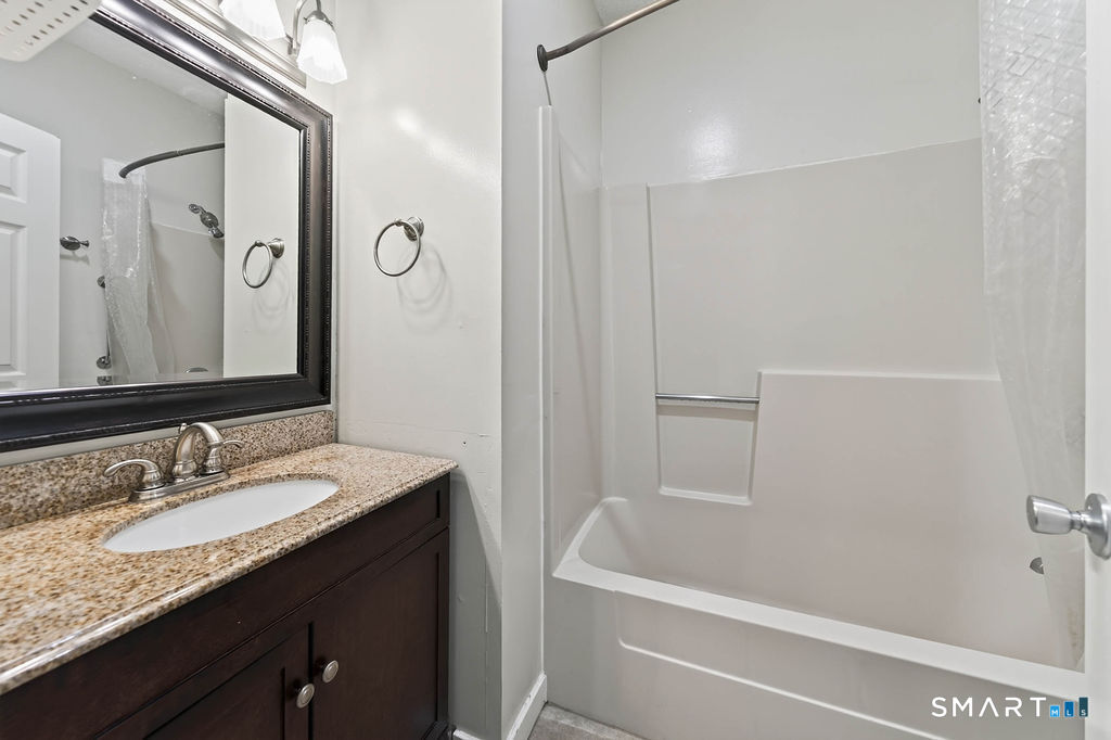 233 Mansfield Grove Road East Haven CT 06512
