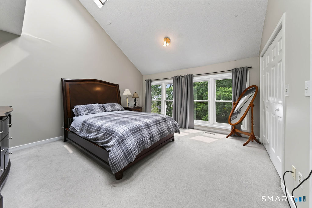 233 Mansfield Grove Road East Haven CT 06512