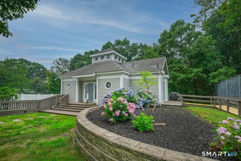233 Mansfield Grove Road East Haven CT 06512