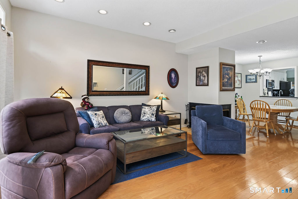 233 Mansfield Grove Road East Haven CT 06512