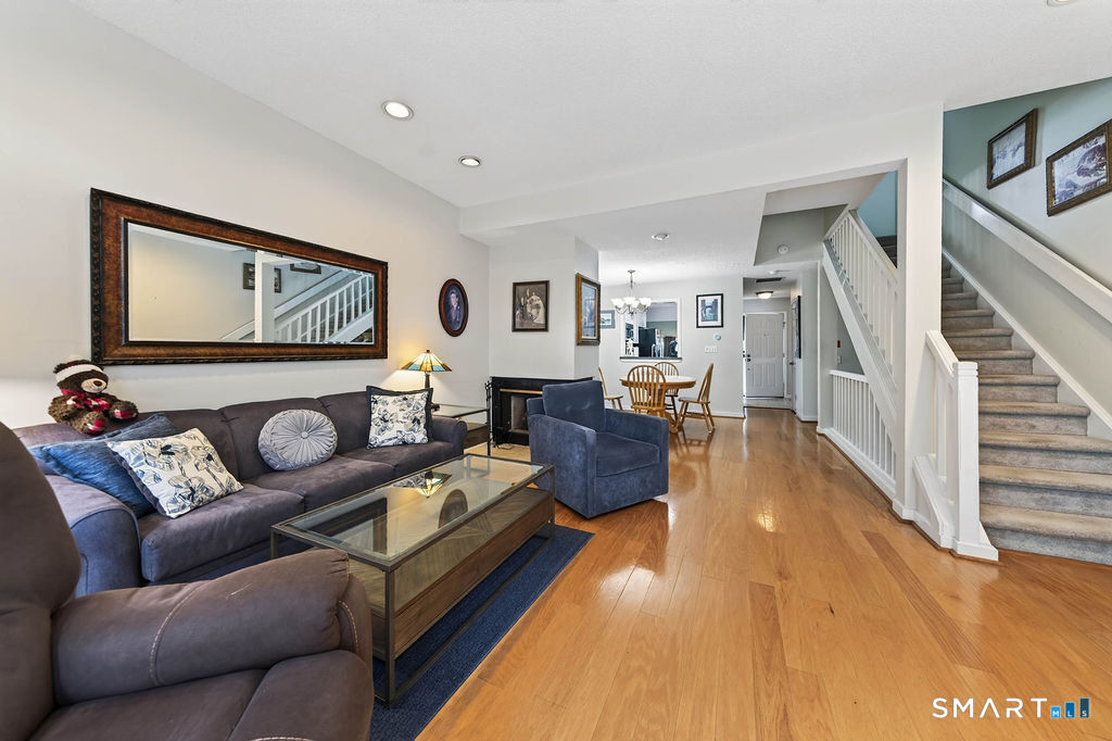 233 Mansfield Grove Road East Haven CT 06512