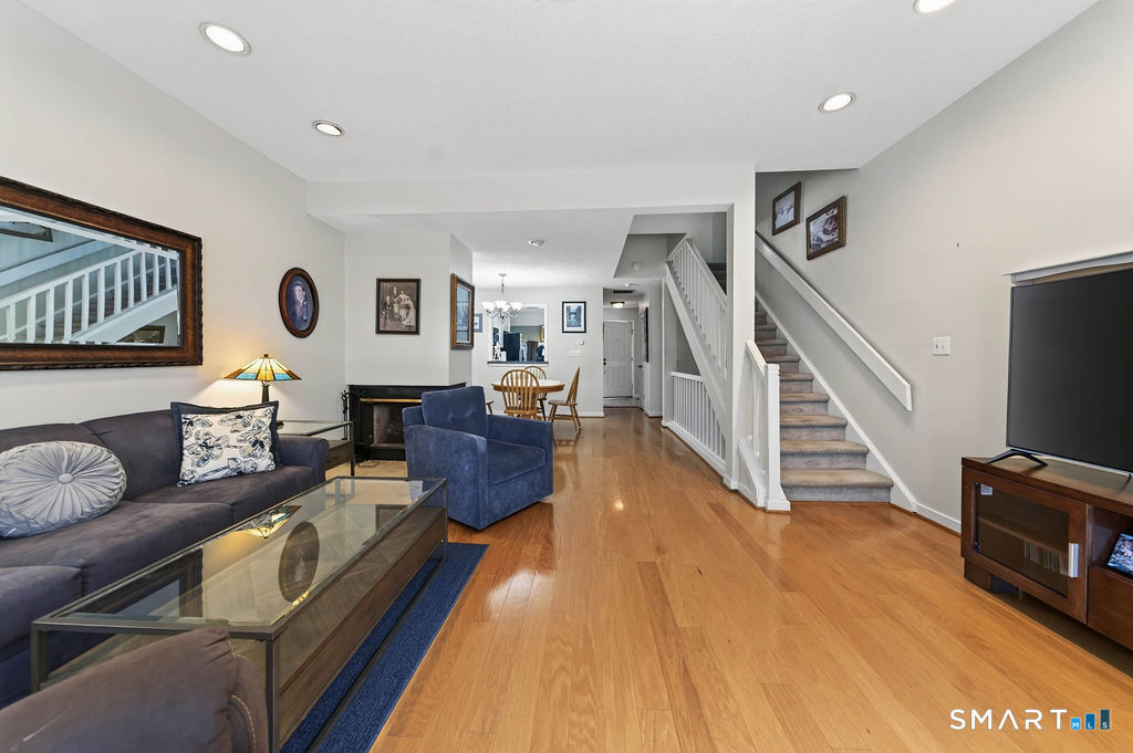 233 Mansfield Grove Road East Haven CT 06512